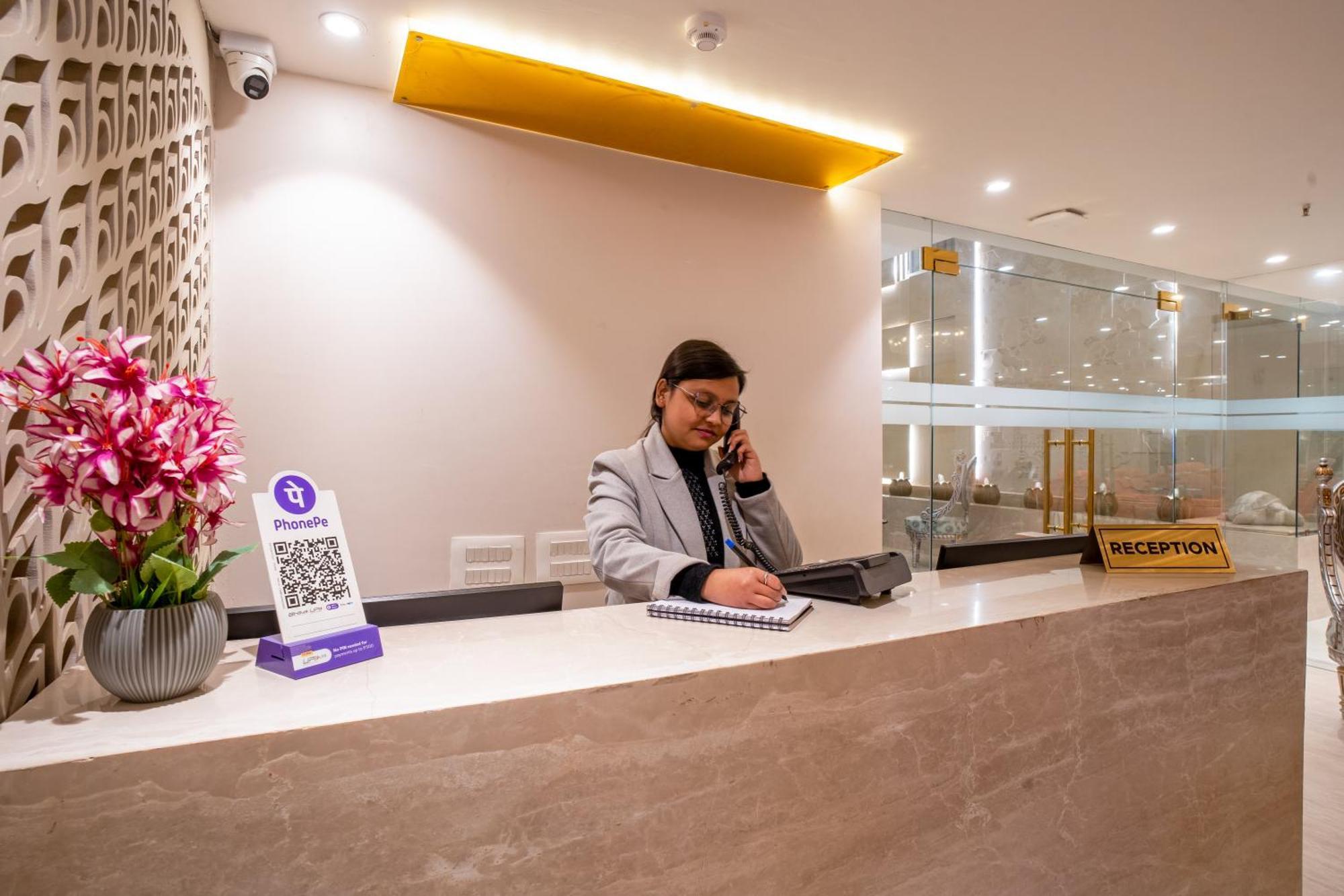 Hotel Ginger Palace Delhi Airport Nové Dillí Exteriér fotografie